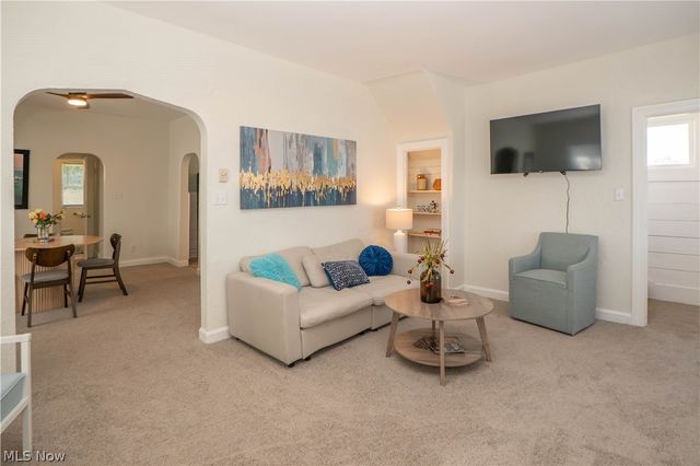 2413 Clearview Avenue NW, Canton, OH 44708