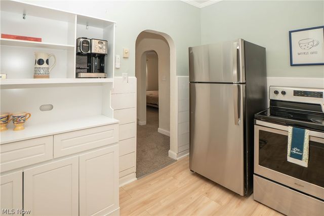 2413 Clearview Avenue NW, Canton, OH 44708