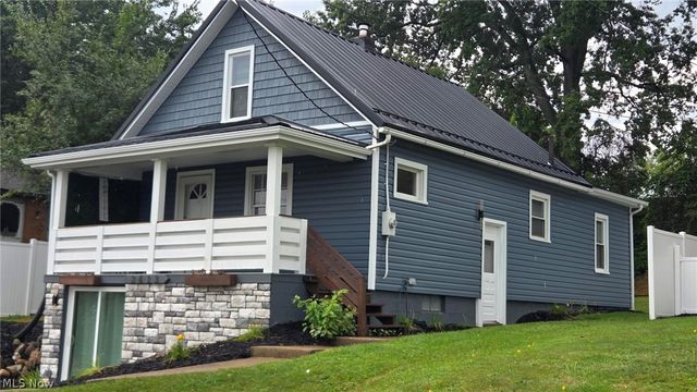 2413 Clearview Avenue NW, Canton, OH 44708