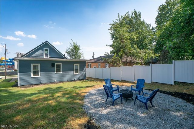 2413 Clearview Avenue NW, Canton, OH 44708