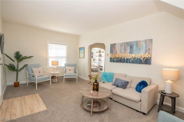 2413 Clearview Avenue NW, Canton, OH 44708