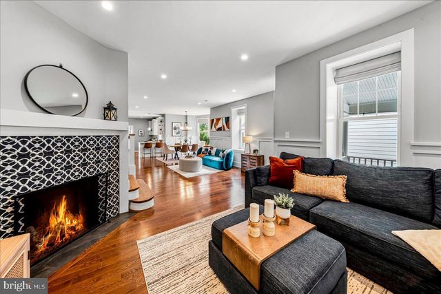 308 CHESTNUT AVE, Narberth, PA 19072