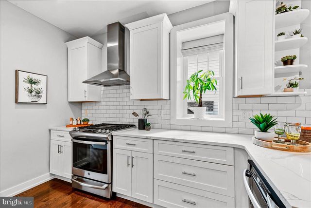 308 CHESTNUT AVE, Narberth, PA 19072