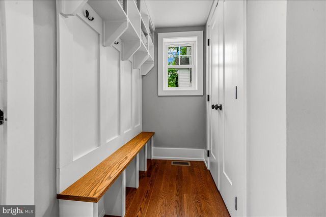 308 CHESTNUT AVE, Narberth, PA 19072