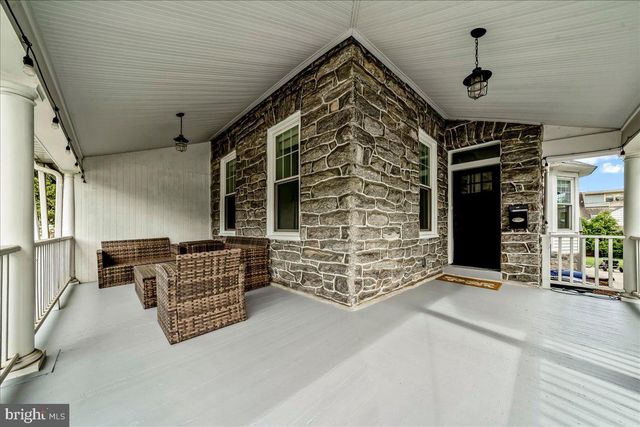 308 CHESTNUT AVE, Narberth, PA 19072