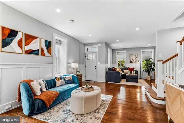 308 CHESTNUT AVE, Narberth, PA 19072