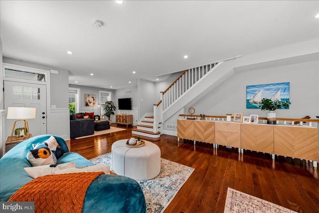 308 CHESTNUT AVE, Narberth, PA 19072