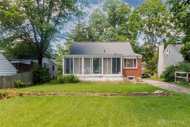 1424 Bowman Avenue, Kettering, OH 45409