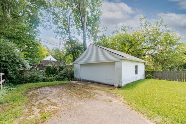 1424 Bowman Avenue, Kettering, OH 45409