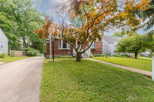 1424 Bowman Avenue, Kettering, OH 45409