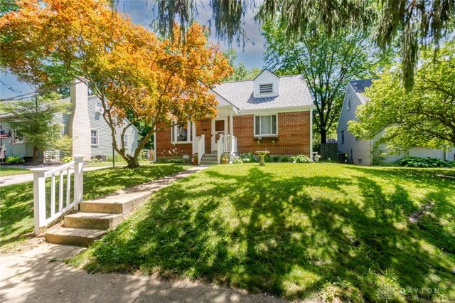 1424 Bowman Avenue, Kettering, OH 45409