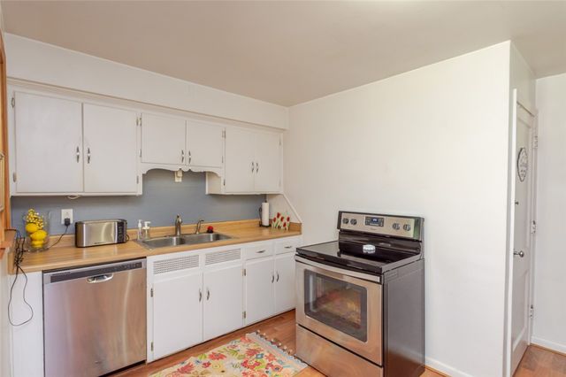 1424 Bowman Avenue, Kettering, OH 45409
