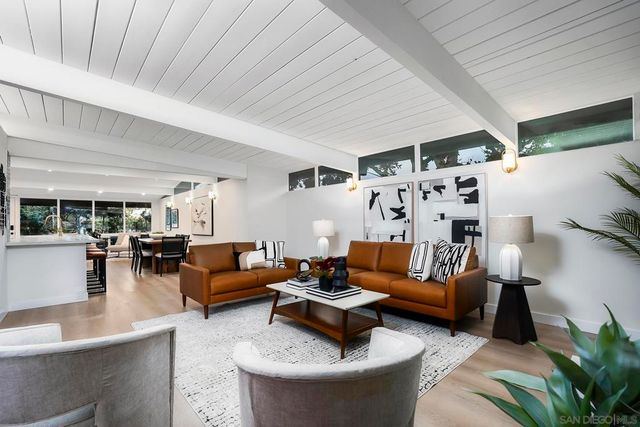 2204 Rosecrans St, San Diego, CA 92106