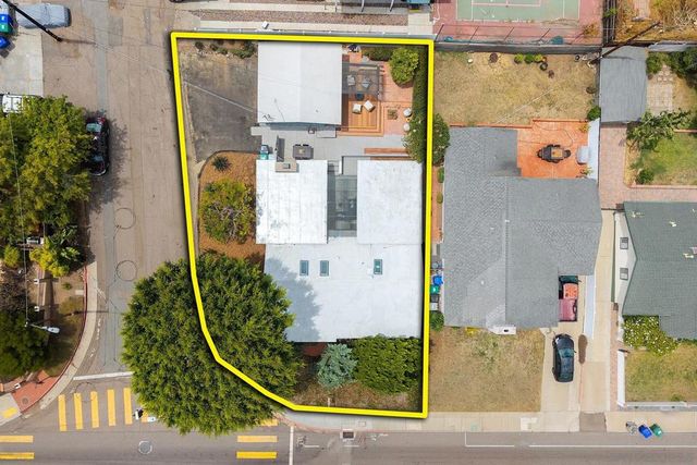 2204 Rosecrans St, San Diego, CA 92106