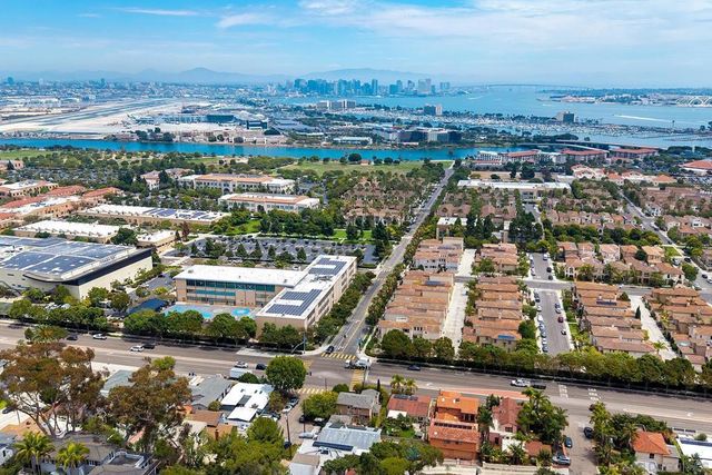 2204 Rosecrans St, San Diego, CA 92106
