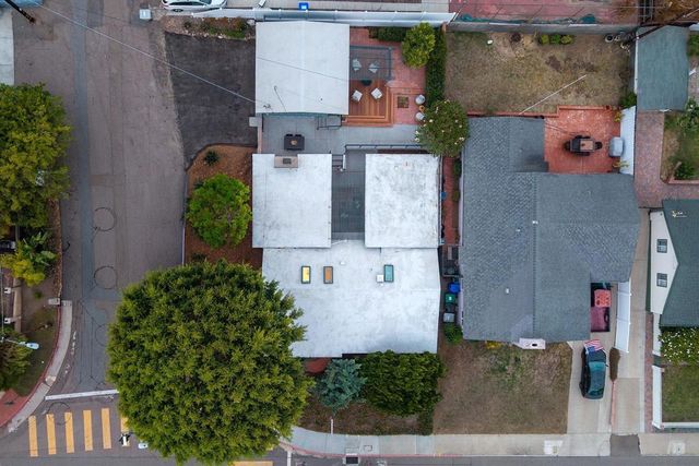 2204 Rosecrans St, San Diego, CA 92106