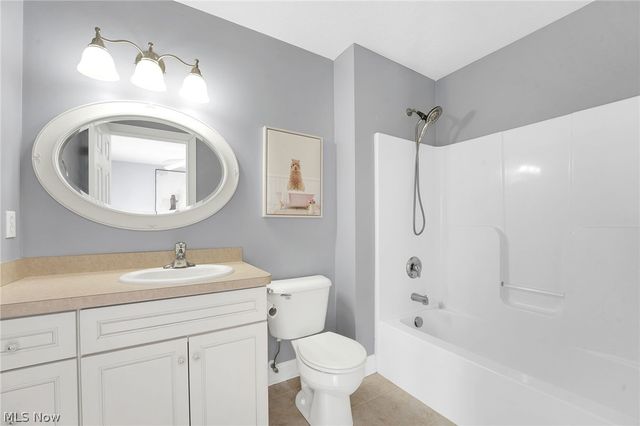 17395 Sawgrass Circle, North Royalton, OH 44133