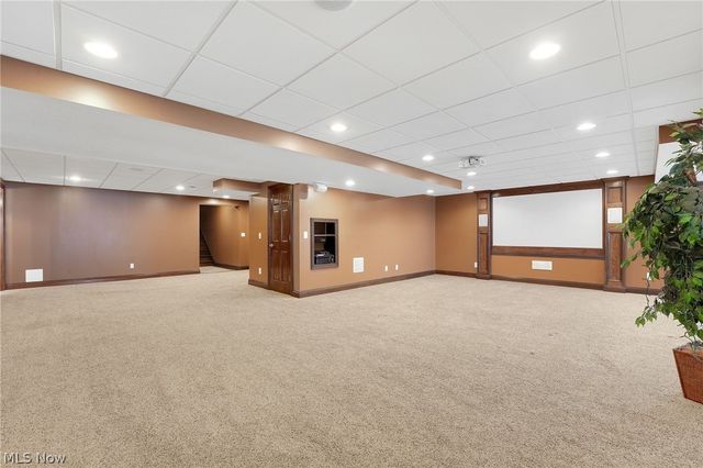 17395 Sawgrass Circle, North Royalton, OH 44133