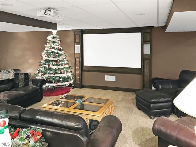 17395 Sawgrass Circle, North Royalton, OH 44133