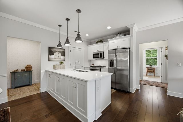 1164 Swisher Street, Iowa City, IA 52245
