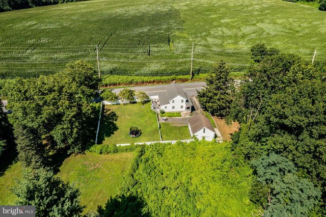 1140 N MIDDLETOWN RD, Media, PA 19063