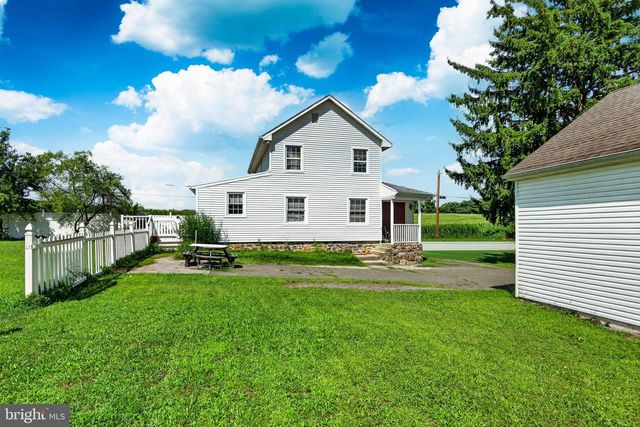 1140 N MIDDLETOWN RD, Media, PA 19063