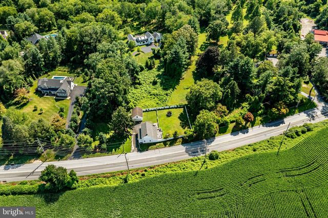 1140 N MIDDLETOWN RD, Media, PA 19063