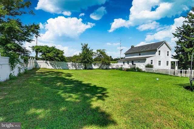 1140 N MIDDLETOWN RD, Media, PA 19063