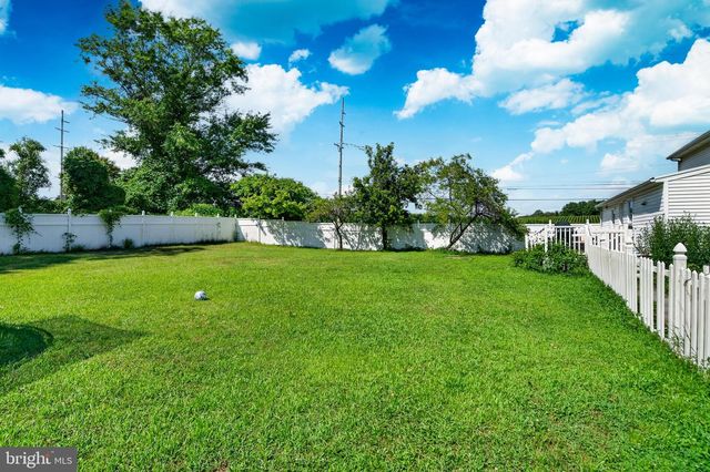 1140 N MIDDLETOWN RD, Media, PA 19063