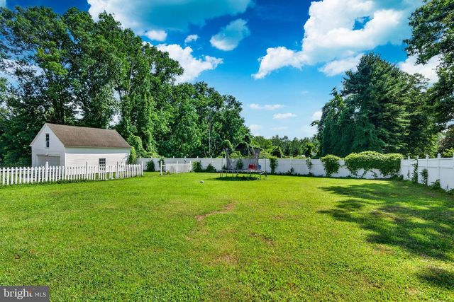 1140 N MIDDLETOWN RD, Media, PA 19063