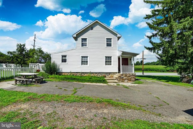 1140 N MIDDLETOWN RD, Media, PA 19063