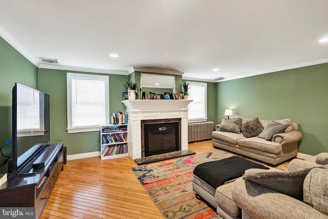 1140 N MIDDLETOWN RD, Media, PA 19063