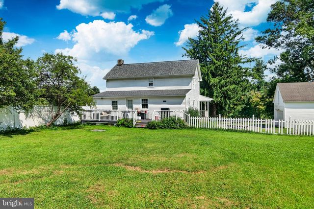 1140 N MIDDLETOWN RD, Media, PA 19063