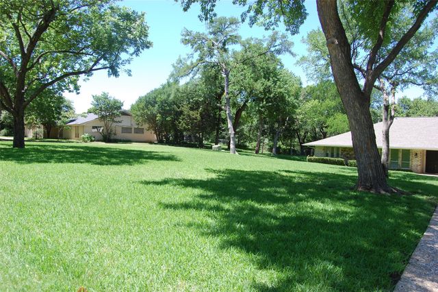1107 Rock Springs Road, Duncanville, TX 75137