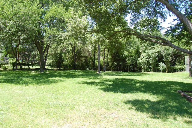 1107 Rock Springs Road, Duncanville, TX 75137