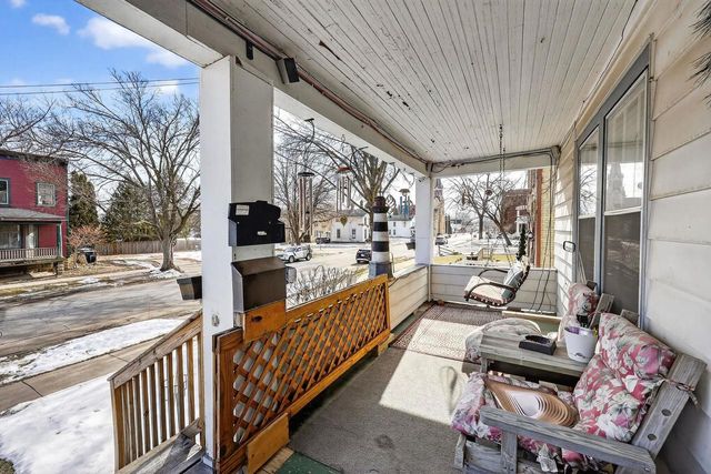 114 S Academy Street, Janesville, WI 53548