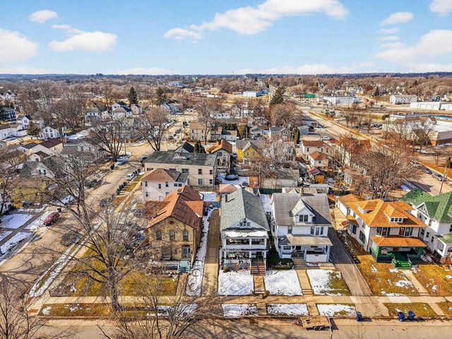 114 S Academy Street, Janesville, WI 53548