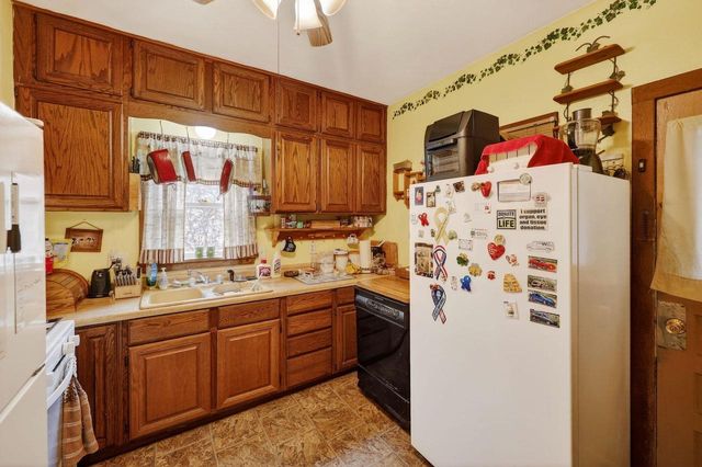 114 S Academy Street, Janesville, WI 53548