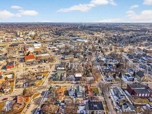 114 S Academy Street, Janesville, WI 53548