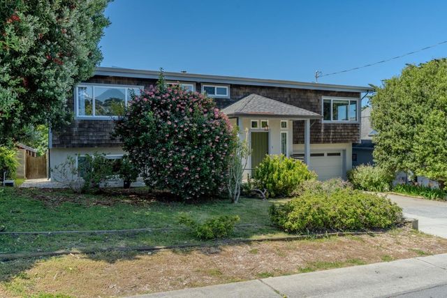 346 12th Street, Montara, CA 94037