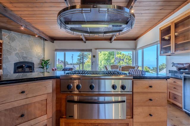 346 12th Street, Montara, CA 94037