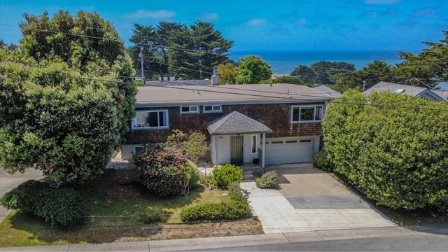 346 12th Street, Montara, CA 94037