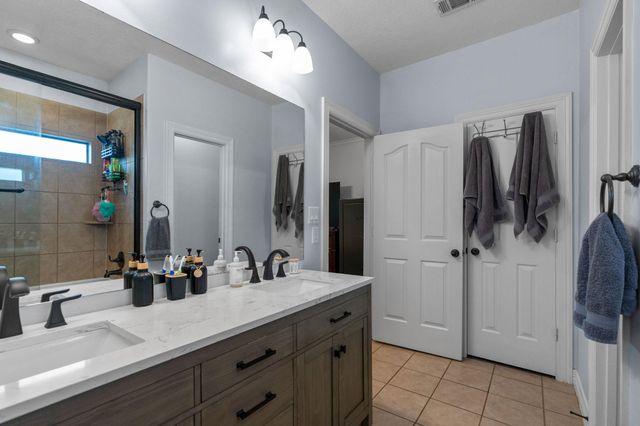 5942 Wild Flower RD, Sealy, TX 77474