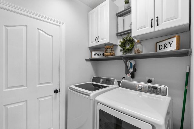5942 Wild Flower RD, Sealy, TX 77474