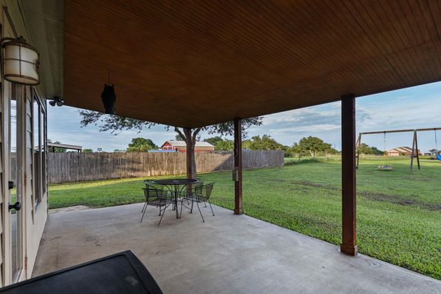 5942 Wild Flower RD, Sealy, TX 77474