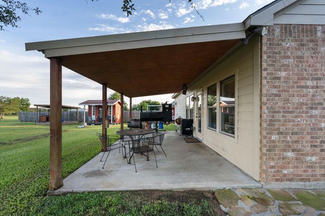 5942 Wild Flower RD, Sealy, TX 77474