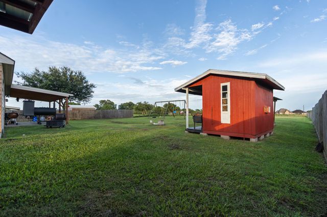 5942 Wild Flower RD, Sealy, TX 77474
