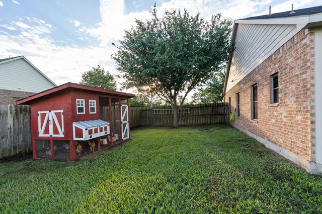 5942 Wild Flower RD, Sealy, TX 77474