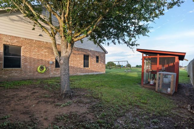 5942 Wild Flower RD, Sealy, TX 77474
