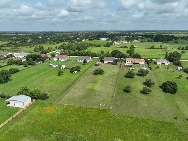 5942 Wild Flower RD, Sealy, TX 77474